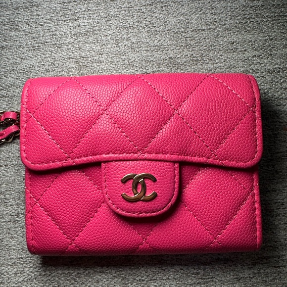 CHANEL CARD HOLDER/WALLET ON CHAIN - Picture 3 of 16